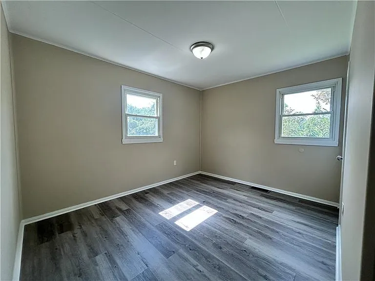 2823 Cleveland Ave — Photo 7