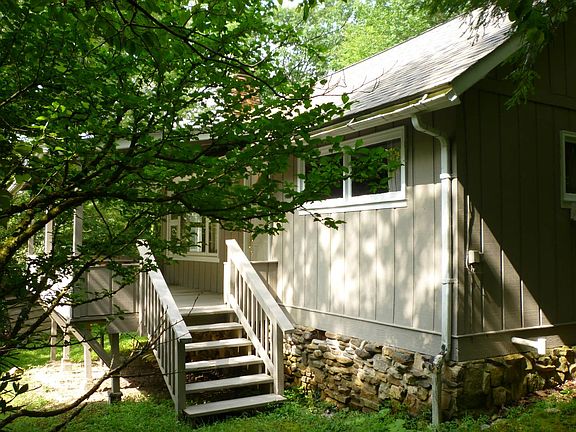3rd image of 7144 Valley View Dr