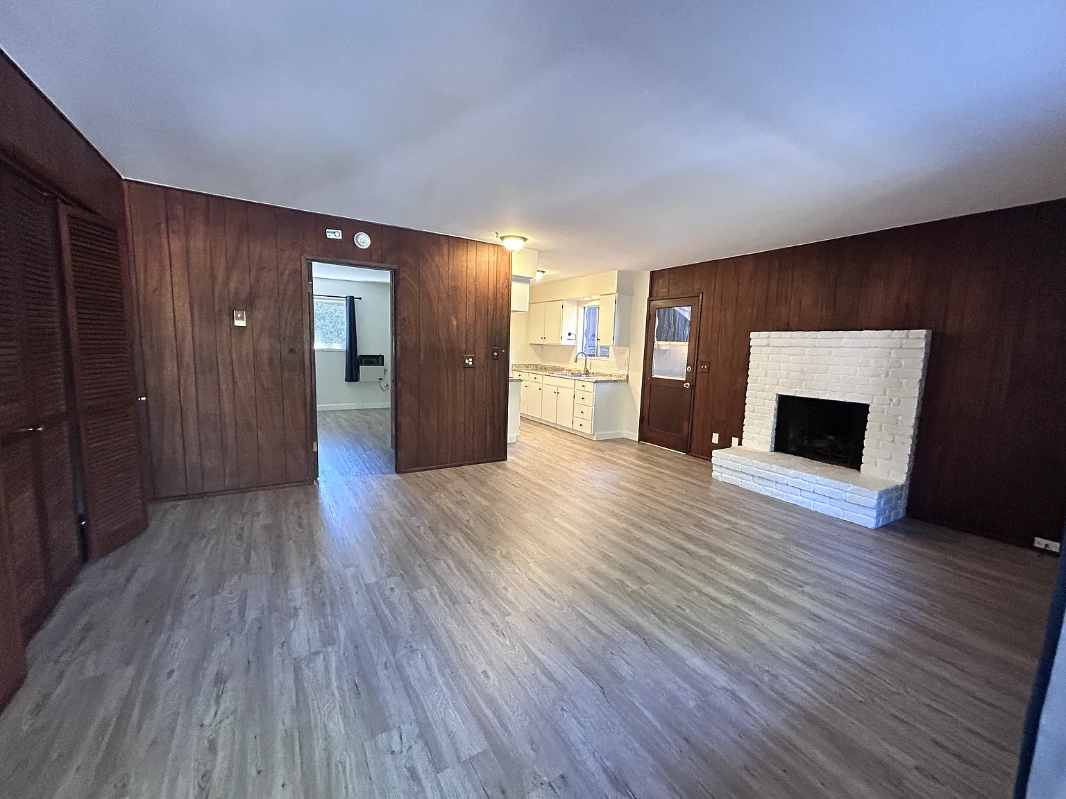 1 bed, 300 sqft, $1,450 — Photo 2