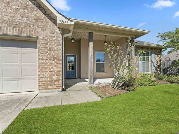 39142 Superior Wood Ave, Gonzales, LA 70737