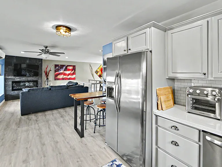 2402 Desert Willow Dr — Photo 21