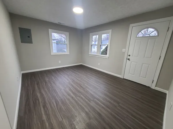 1777 E 37th St, Lorain, OH 44055