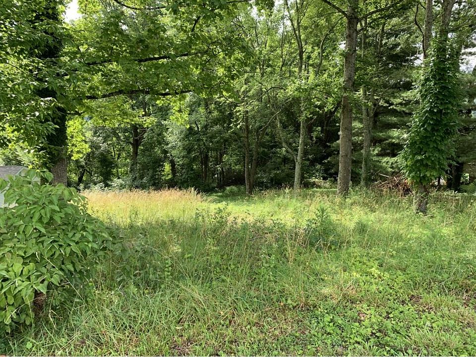 2nd image of 330 Historic Hills Rd