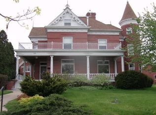 224 S Broadway St, New Ulm, MN 56073