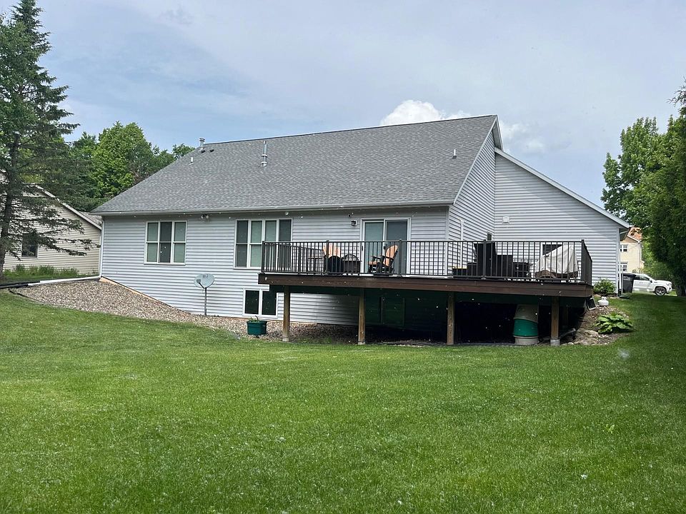 2nd image of 4858 Adrian Ln