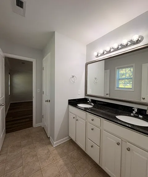 317 Blythe Creek Dr — Photo 19