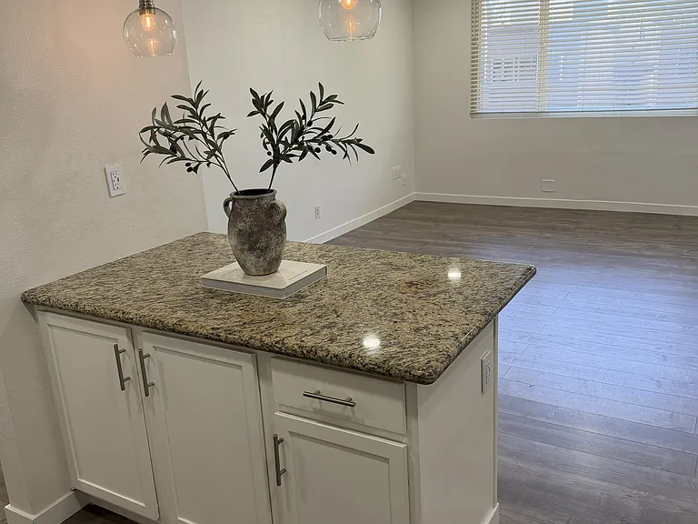 4501 Collwood Blvd — Photo 3