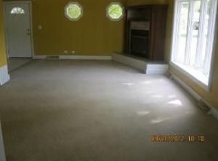 226 S Edson Ave, Lombard, IL 60148