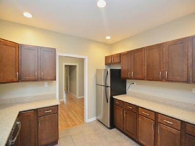 2nd image of 3719 N Sawyer Ave #1