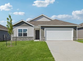 15215 Stonecrop Dr, Grimes, IA 50111