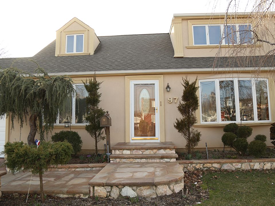 1st image of 97 Dorothy Dr