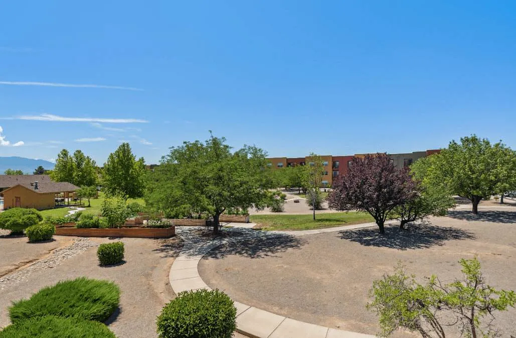 Buena Vista Senior — Photo 1