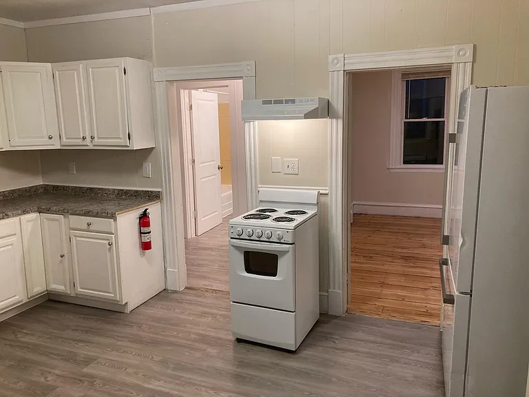 358 Main St #5 — Photo 1