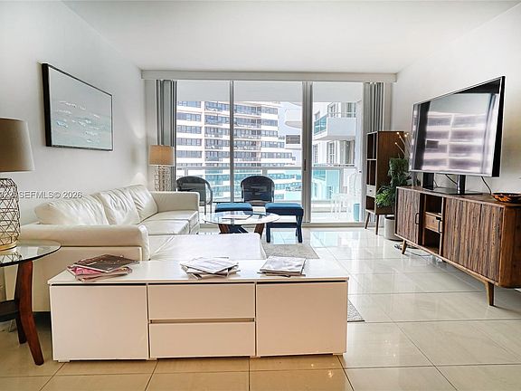 5th image of 5161 Collins Ave APT 1101