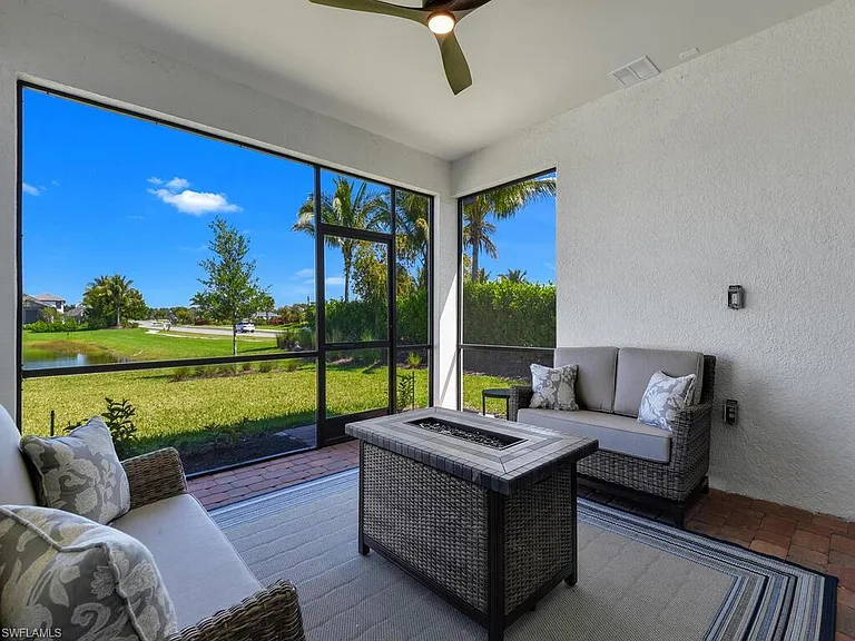 11694 Canal Grande Dr — Photo 29