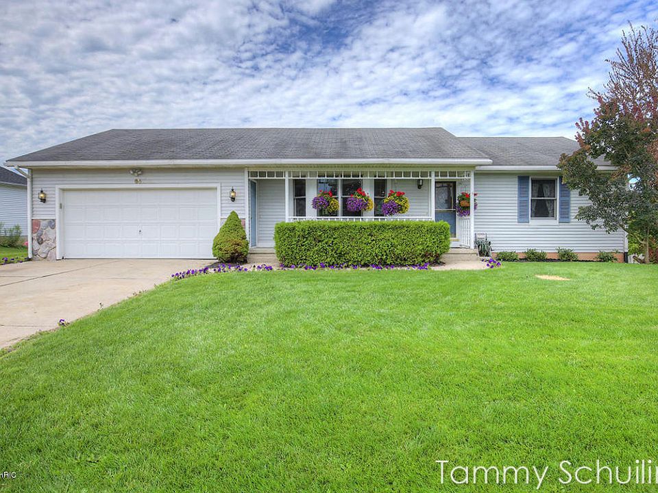 1st image of 65 Teasel St NE