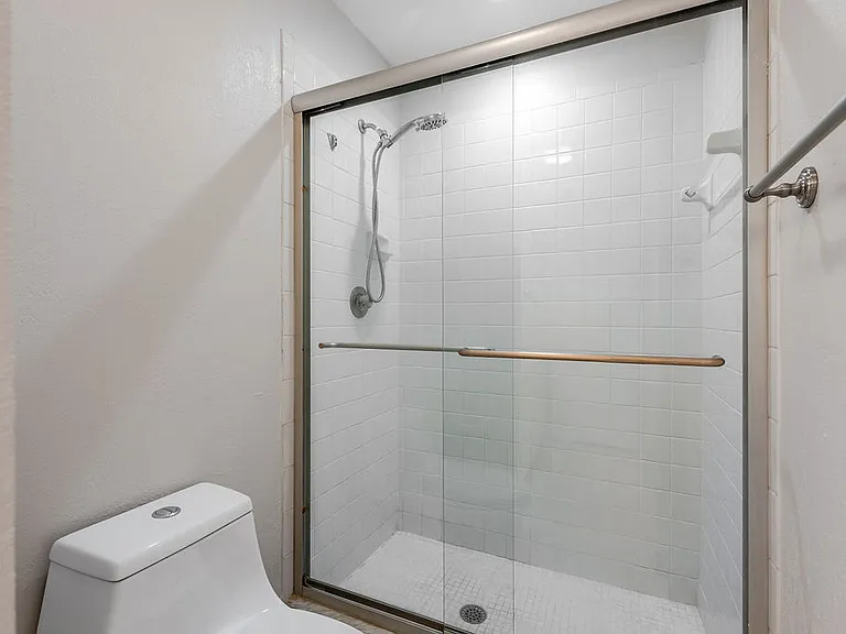1773 N Congress Ave — Photo 26
