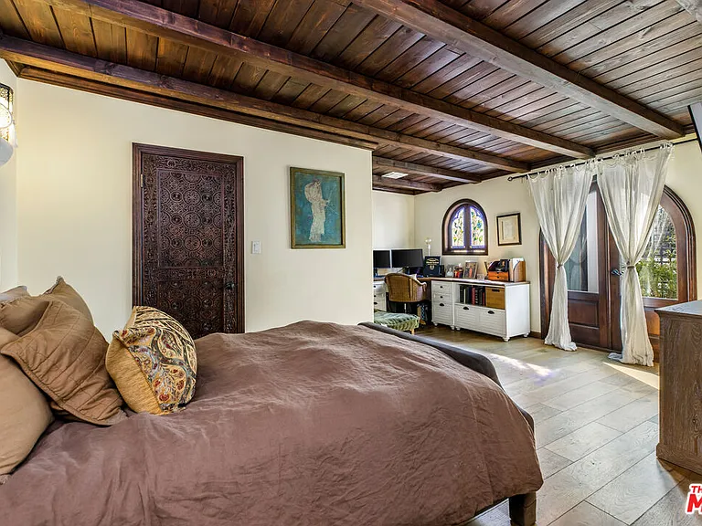 3092 Laurel Canyon Blvd — Photo 15