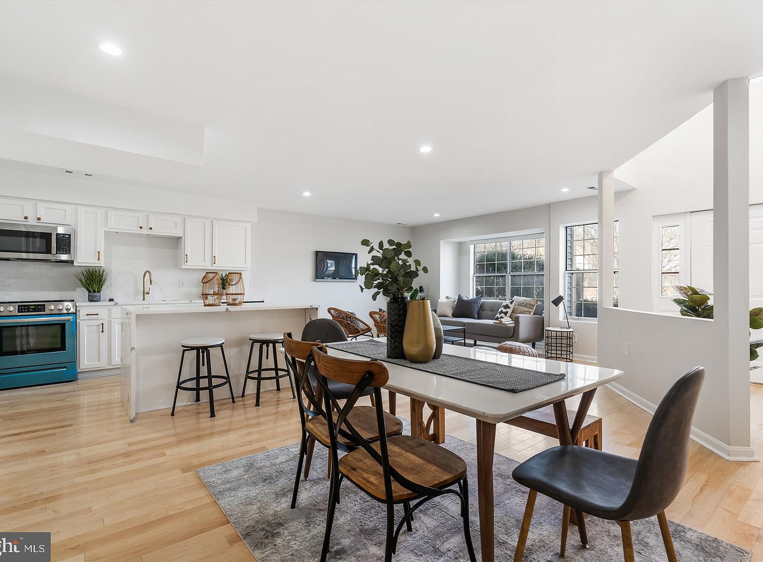 8118 Chapel Cove Dr, Laurel, MD 20707 Zillow