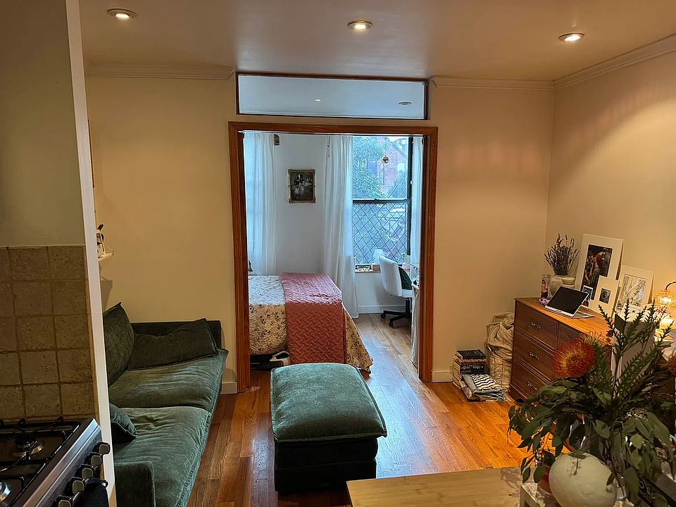 1st image of 23 Clinton St APT 2A