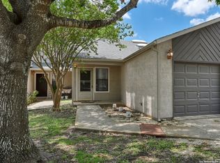 8708 Stream Cir, San Antonio, TX 78250