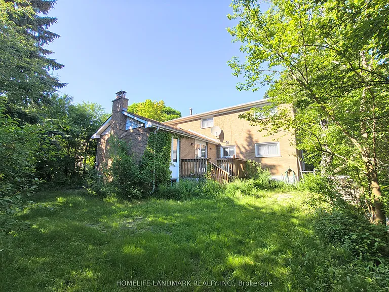 100 Kingslake Rd — Photo 20