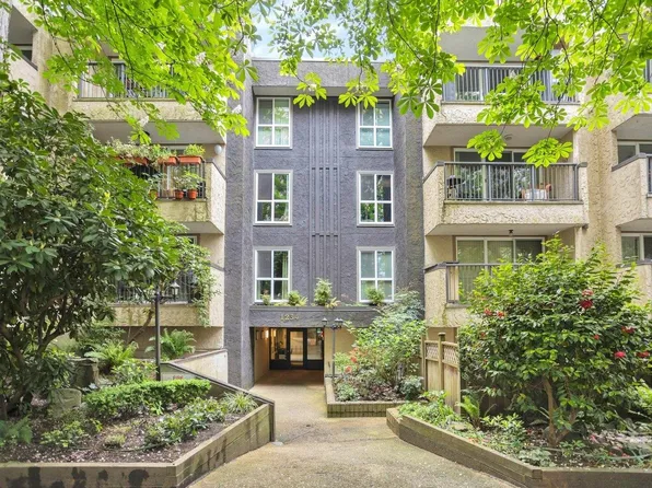 1234 Pendrell St #303, Vancouver, BC V6E 1L6