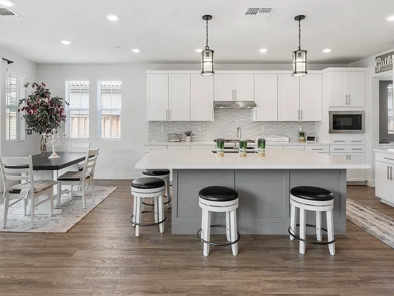 6779 Celadon Ln — Photo 21