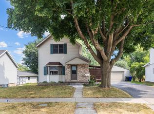 810 Oviatt St, Kaukauna, WI 54130