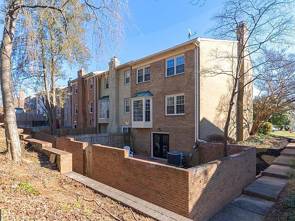4th image of 7414 Eldorado St