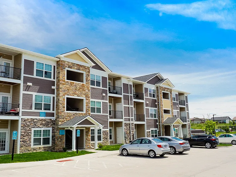 Lift at Jordan Creek Exterior