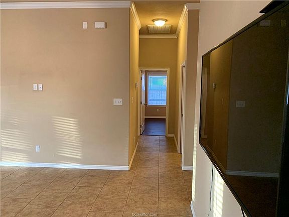 5th image of 3607 Davidson Dr