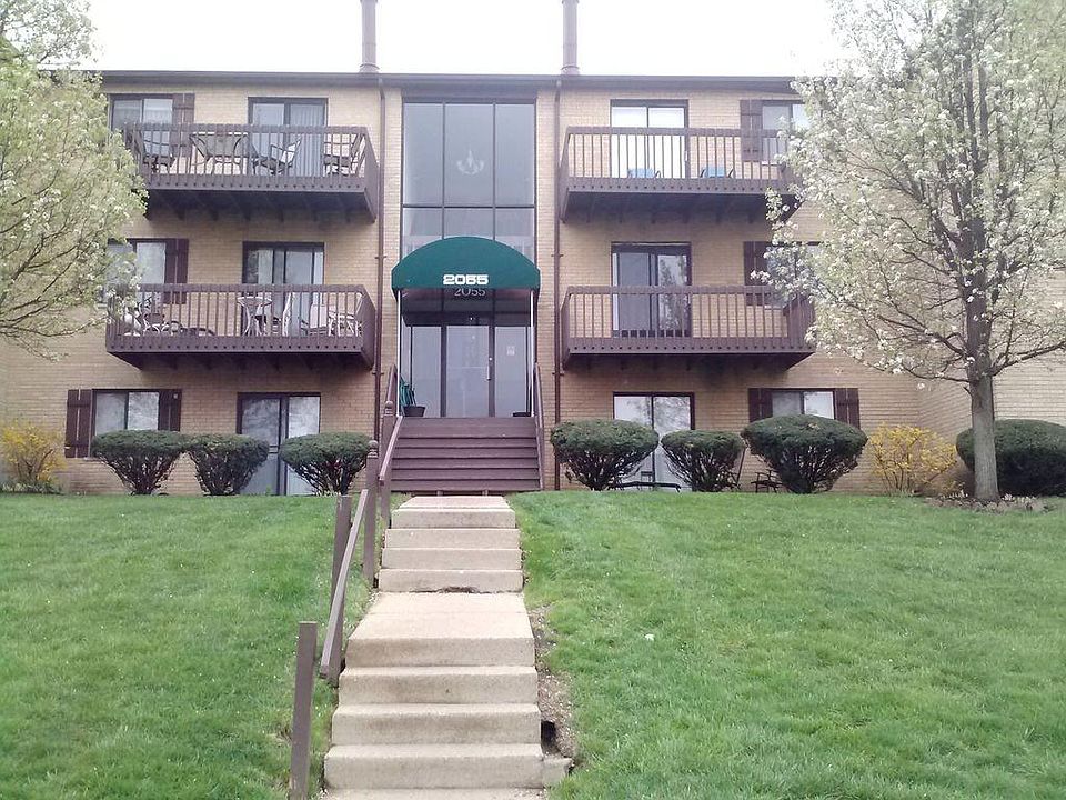 2nd image of 2055 Woodtrail Dr APT 103