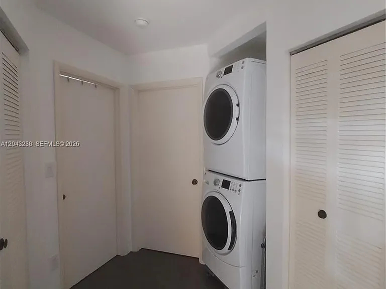 15509 Miami Lakeway N #102 — Photo 10
