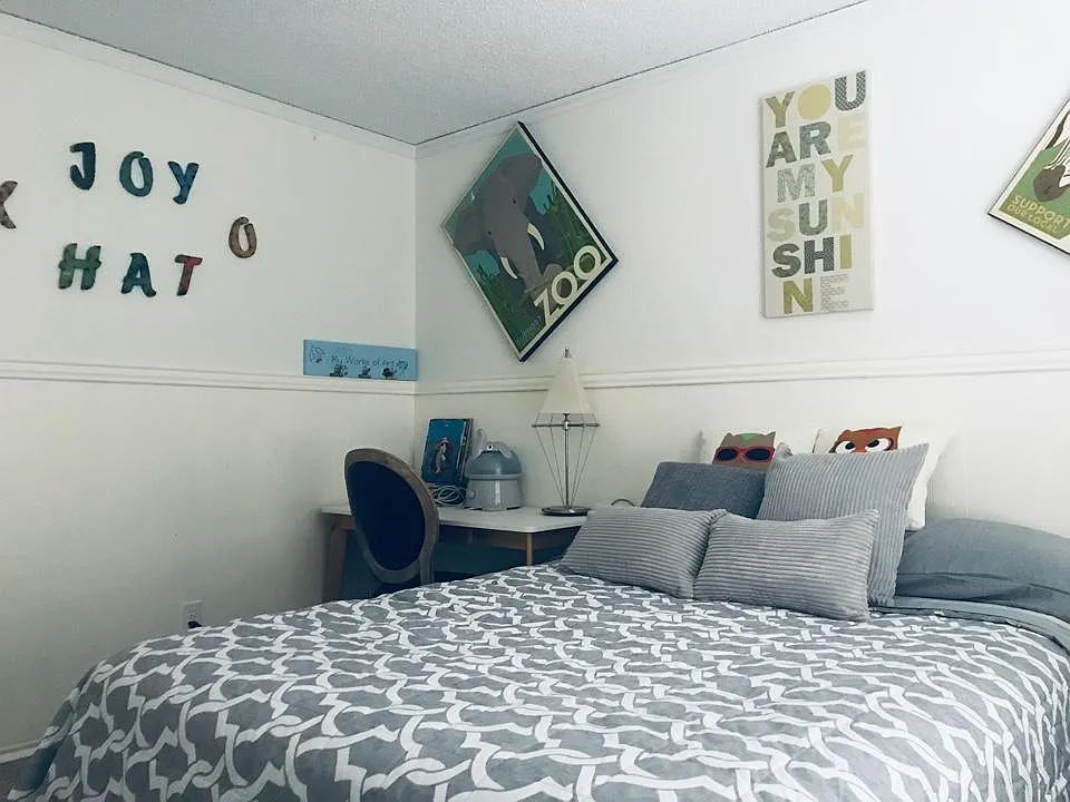 9805 Concord Dr — Photo 2