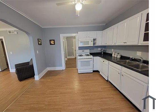 5th image of 807 11th St Floor 2