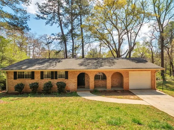 2912 Knollview Dr, Decatur, GA 30034