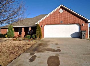 3001 Graystone Dr, Paragould, AR 72450