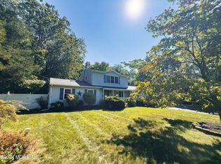 7 Peach Tree St, Jackson, NJ 08527