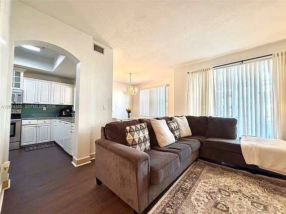 3rd image of 8964 W Flagler St APT 107