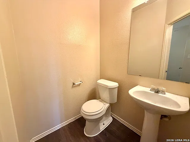 3 bed, 2.5 bath, 1421 sqft, $1,150 — Photo 3