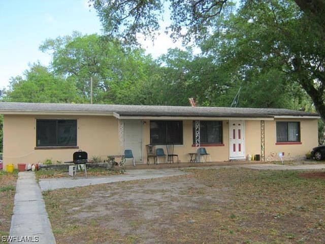 1st image of 2339/2341 South St