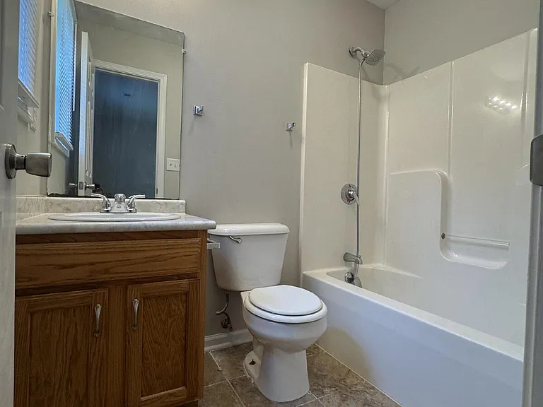 404 Faulkner Dr — Photo 11