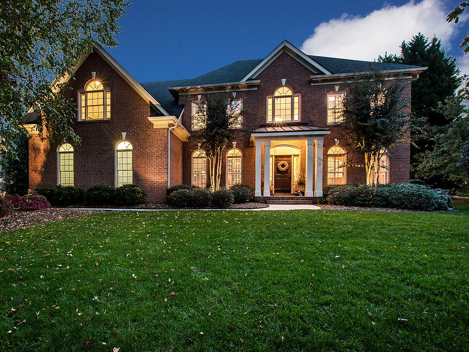 1st image of 8612 Devonshire Dr