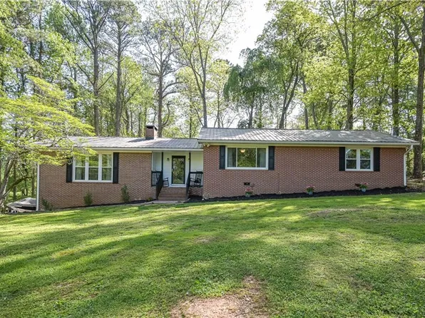 825 Bowdon St, Tallapoosa, GA 30176