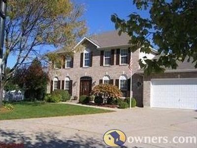 290 E Governor Pl, Saint Charles, MO, 63301