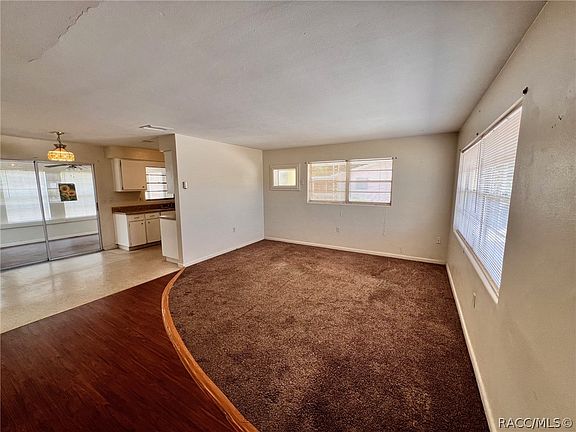 5th image of 31 N Davis St