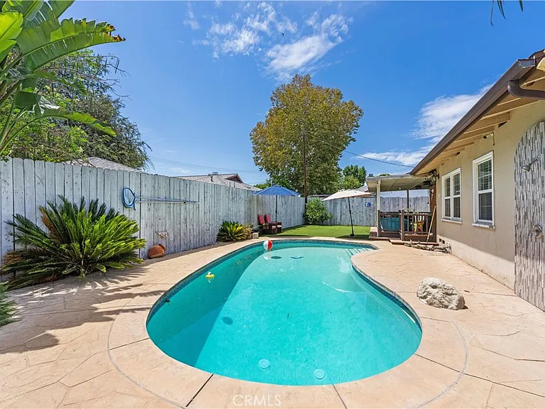 20442 Enadia Way — Photo 17