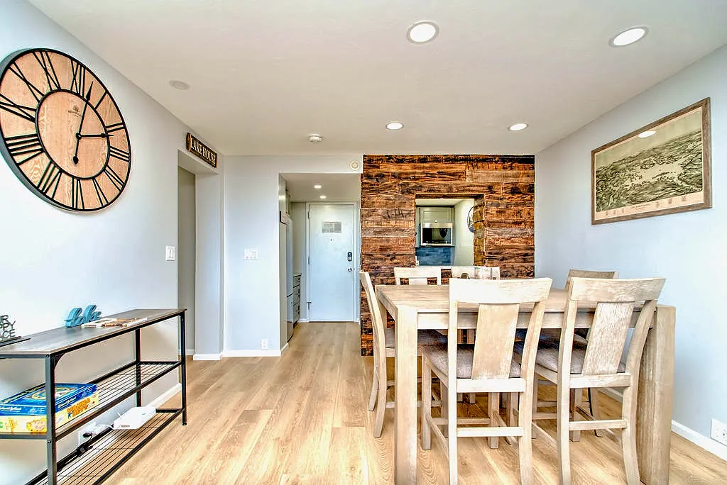1 bed, 947 sqft, $1,700 — Photo 4