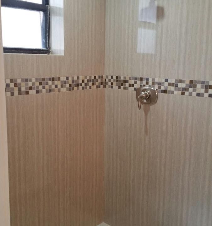 2nd image of 1377 W 39th Pl